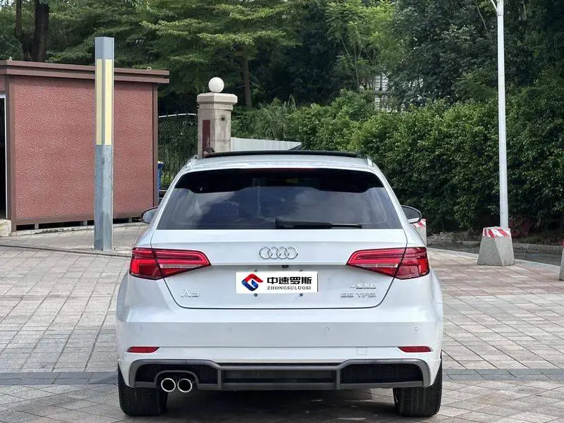 Audi A3 2017 Sportback 35 TFSI Sports — 5