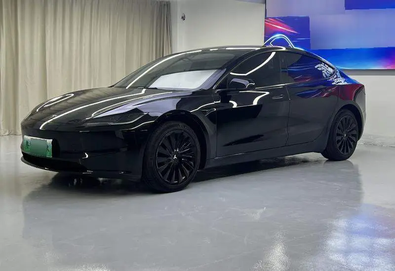 Model 3 2023 rear-wheel drive version