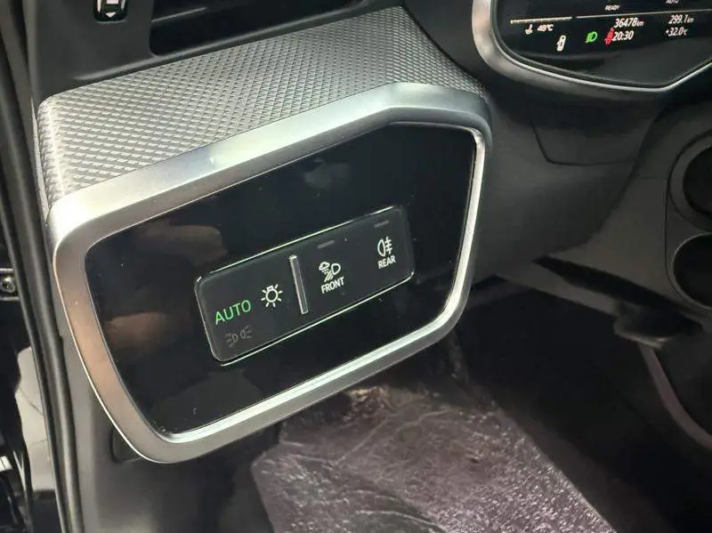 Audi A6L 2024 45 TFSI Premium Elegance — 14