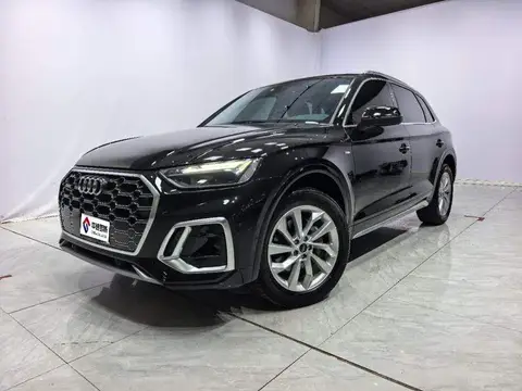 Audi Q5L 2022 40T Luxury Dynamic Model