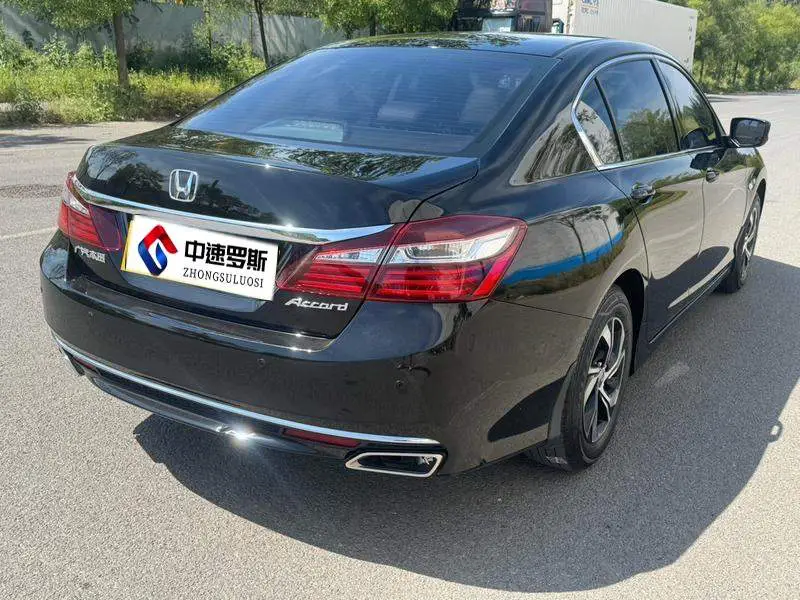 Accord 2016 2.0L Elite Edition — 6