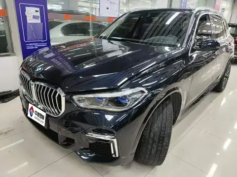 BMW X5 2022 xDrive 30Li Premium M Sport Package