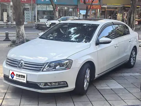 Magotan 2013 2.0TSI Luxury Model