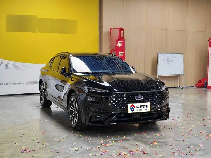 EVOS 2022 EcoBoost 245 Sport — 3