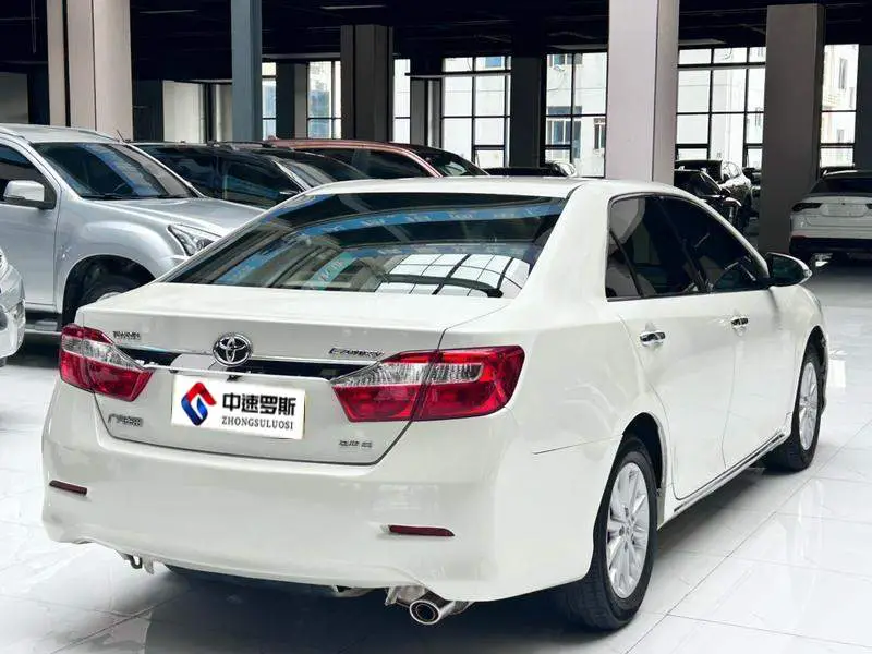 Camry 2012 2.0G Deluxe Edition — 6