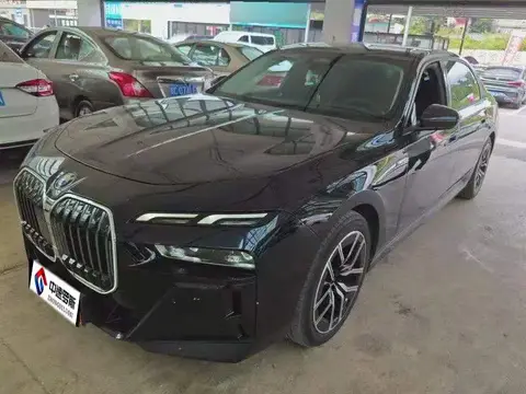 BMW 7 Series 2023 735Li M Sport Package