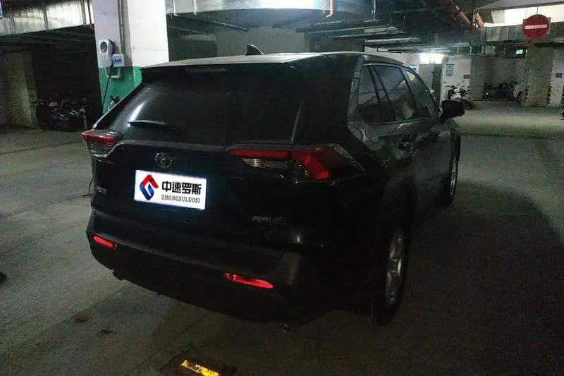 RAV4 Rongfang 2023 2.0L CVT 2WD Urban Edition — 3