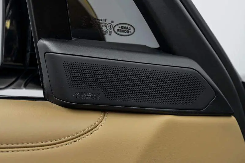 Range Rover 2023 3.0 L6 400PS Grand Seven-seat Extended Edition — 14