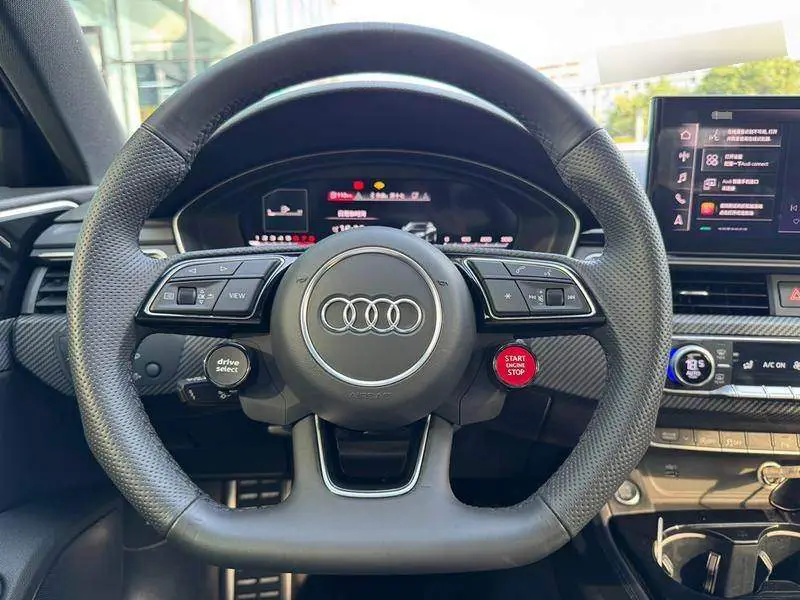 Audi A4L 2024 40 TFSI Luxury Dynamic Edition — 18