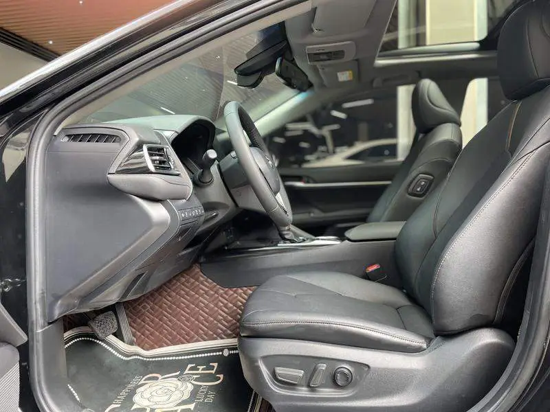 Camry 2021 2.5G Deluxe Edition — 13