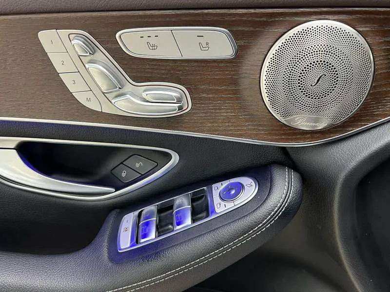 Mercedes-Benz GLC 2022 GLC 300 L 4MATIC Dynamic — 19