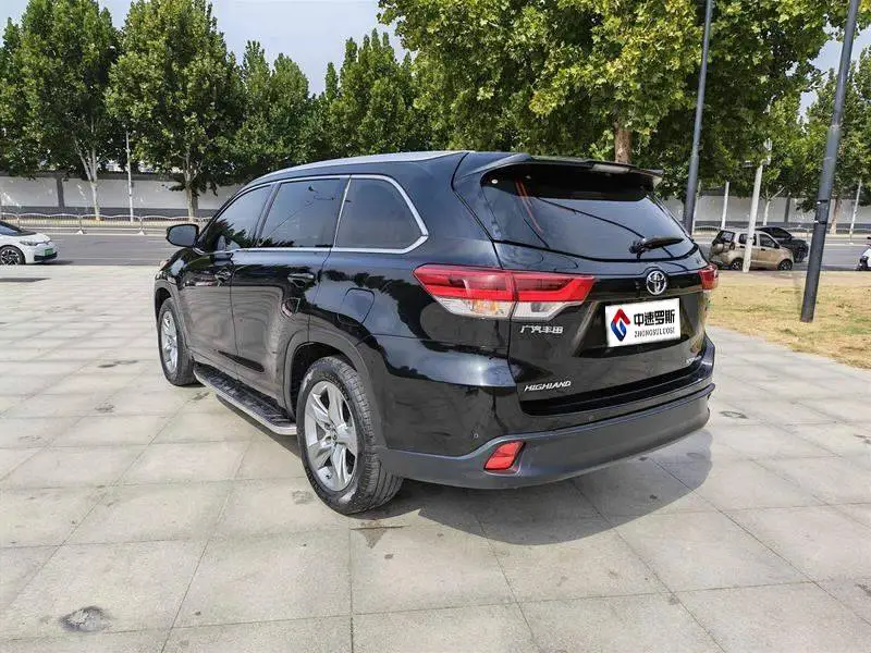 Highlander 2021 2.0T 4WD Premium Edition 7 Seaters — 4