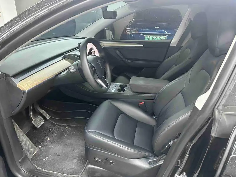 Model Y 2022 rear-wheel drive version — 8