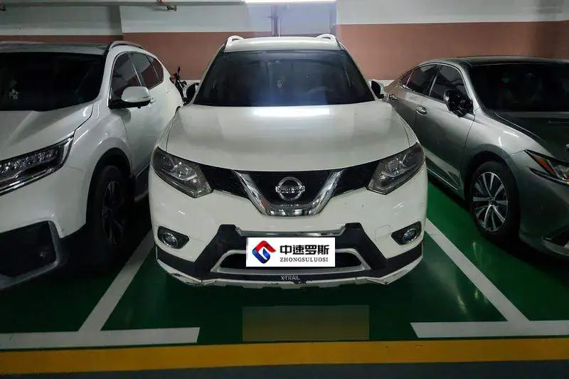 X-Trail 2014 2.5L CVT Supreme Edition 4WD — 2
