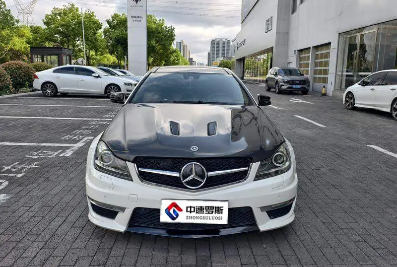 Mercedes-Benz C-Class AMG 2012 AMG C 63 Coupe Dynamic Edition — 2