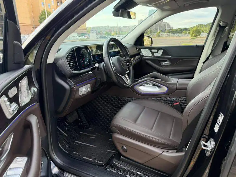 Mercedes-Benz GLS 2021 GLS 450 4MATIC Fashion Edition — 8
