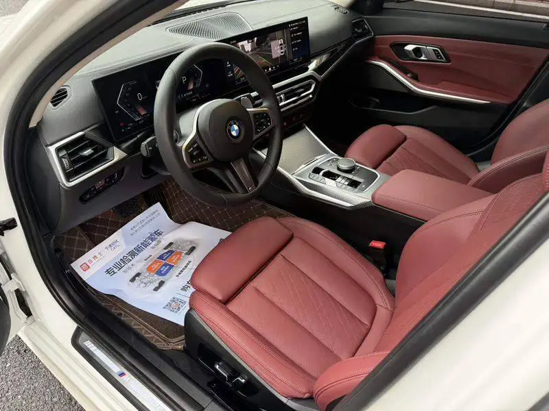 BMW 3 Series 2023 325Li M Sport Night Edition — 15