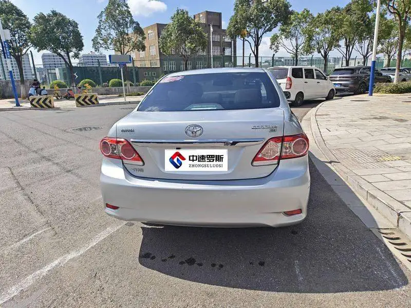 Corolla 2011 1.6L Manual GL — 5