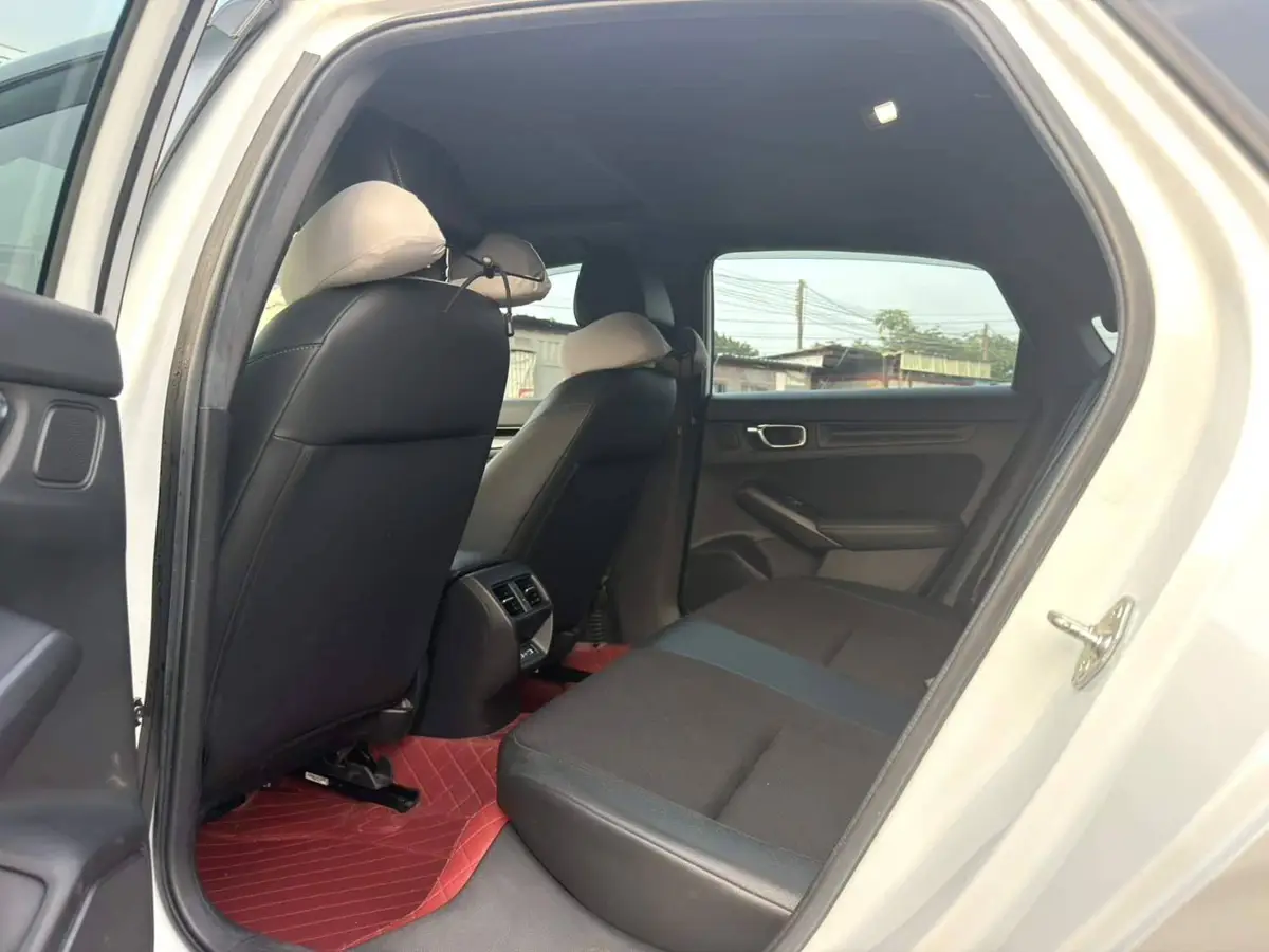 Civic 2023 HATCHBACK 2.0L e:HEV Extreme Control Edition — 17