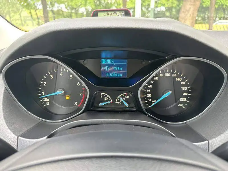Fox 2017 Sedan 1.6L Automatic Fashion Smart Edition — 8
