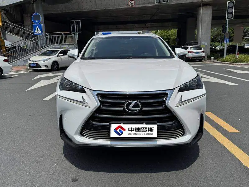 Lexus NX 2015 200 AWD Frontier Edition — 2