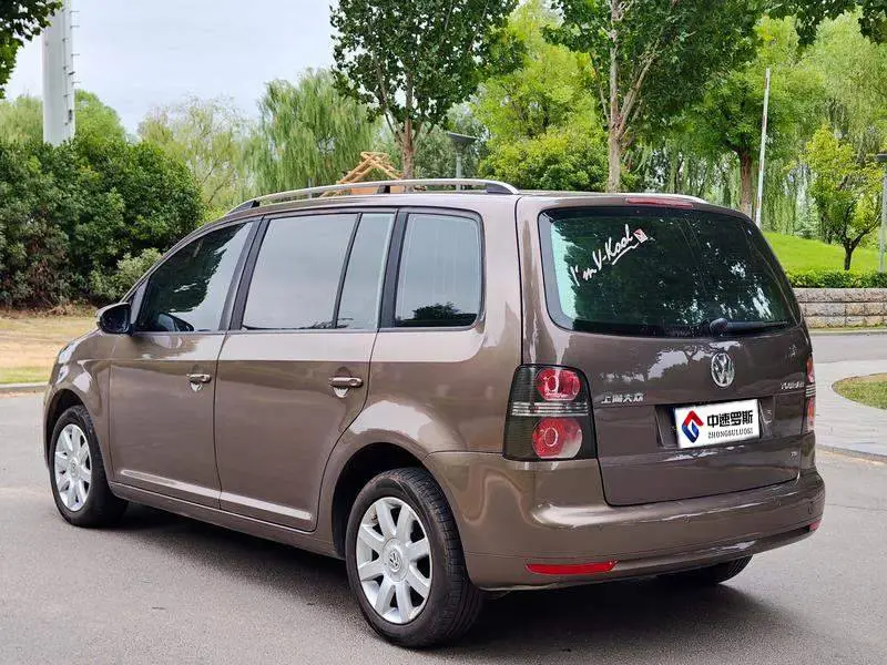 Touran 2013 1.4T Manual Comfort Edition 5 Seaters — 5