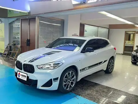 BMW X2 2022 sDrive25i Night Edition