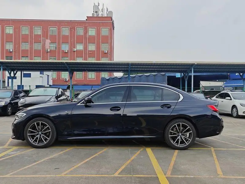 BMW 3 Series 2021 320Li M Sport Package — 4