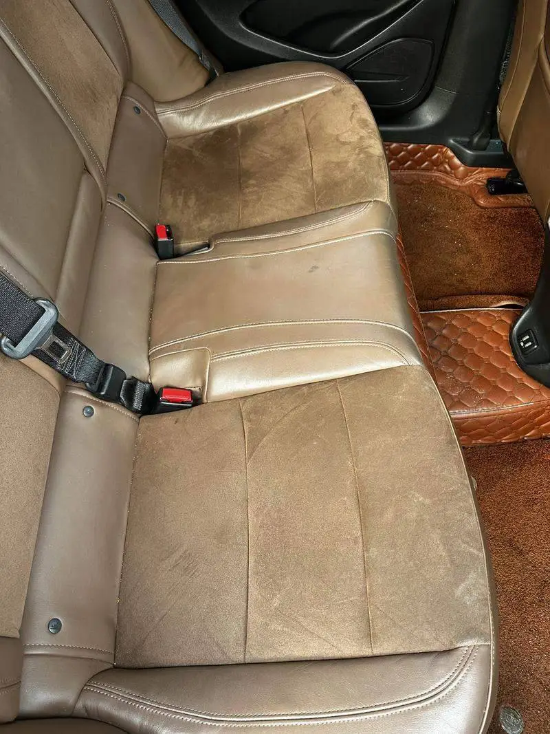Regal 2019 20T Elite National VI — 11