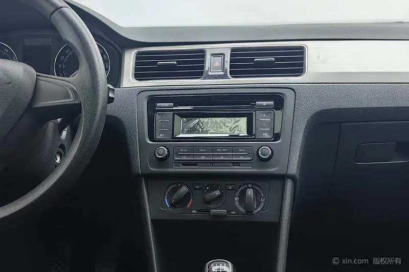 Xindong 2014 1.6L Manual Enjoy Edition — 11