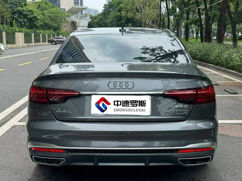 Audi A4L 2020 40 TFSI quattro Luxury Dynamic Edition — 4