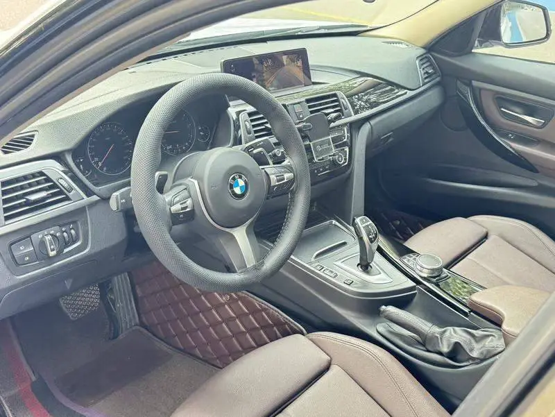 BMW 3 Series 2019 320Li M Sport Package — 7