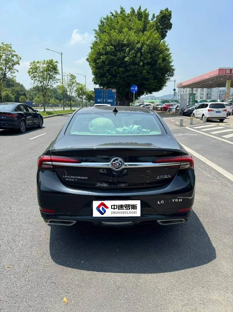 LaCrosse 2022 652T Luxury — 6