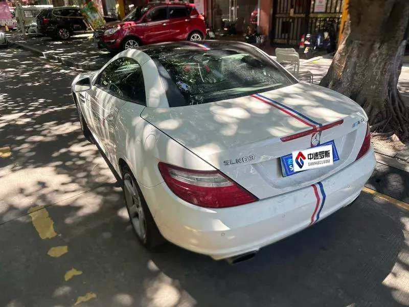 Mercedes-Benz SLK-Class 2011 SLK 200 Fashion — 3