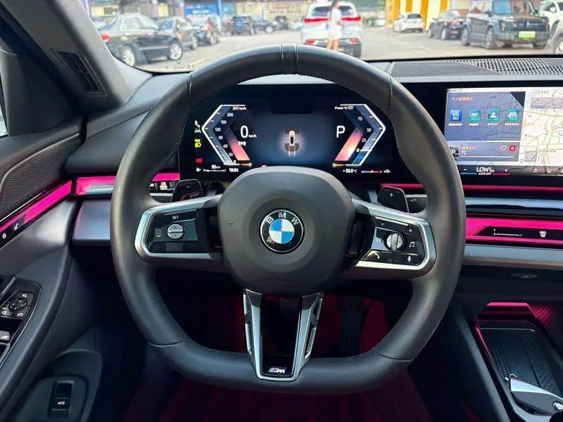 BMW 5 Series 2025 525Li M Sport Package — 10