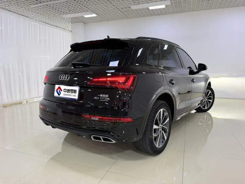 Audi Q5L 2023 40T Luxury Dynamic Model — 5