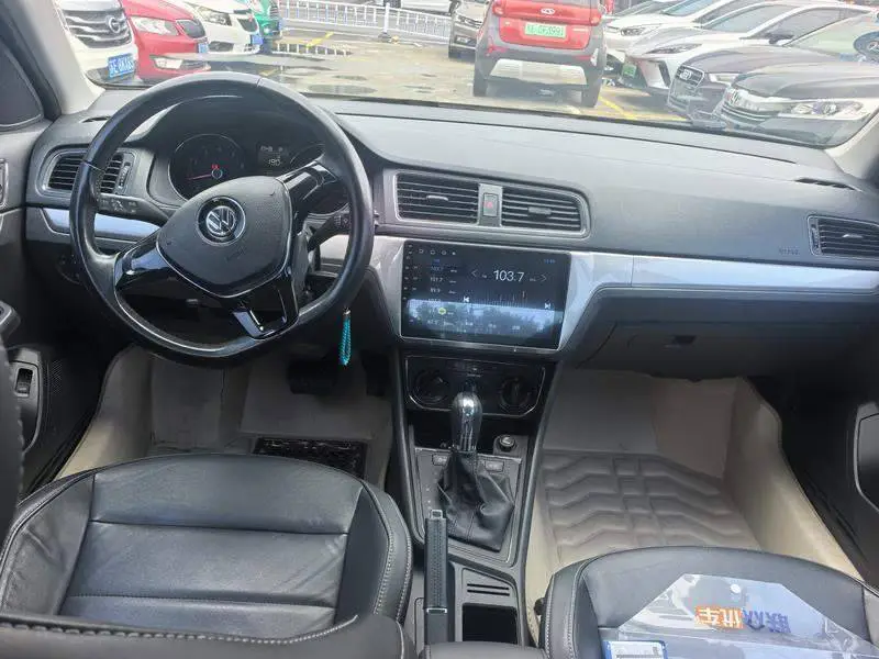 Lavida 2015 1.6L Automatic Comfort Edition — 7
