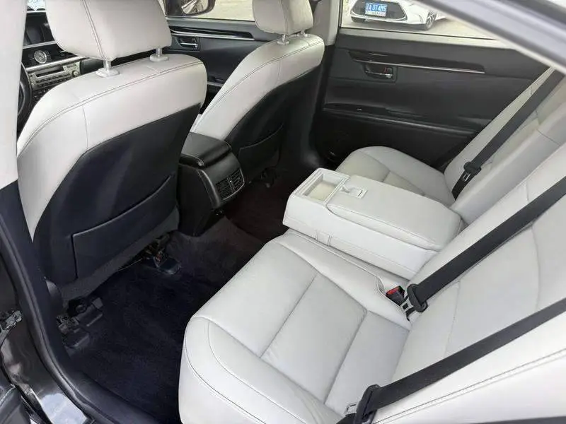 Lexus ES 2013 250 Elegant Edition — 9