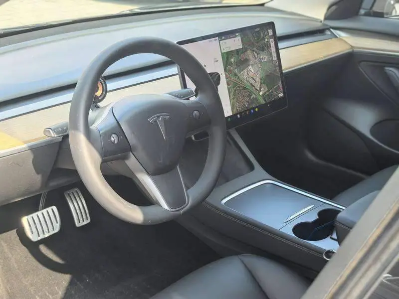 Model 3 2021 Performance All-Wheel Drive — 8