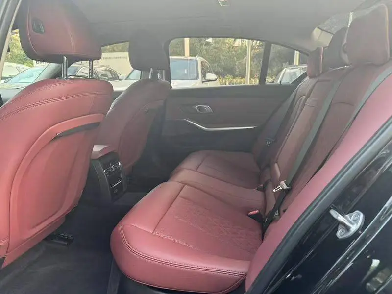 BMW 3 Series 2023 320Li M Sport Package — 16