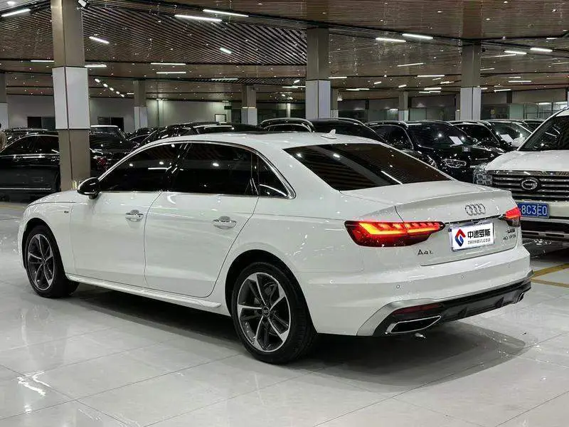 Audi A4L 2024 40 TFSI Stylish and Dynamic — 4