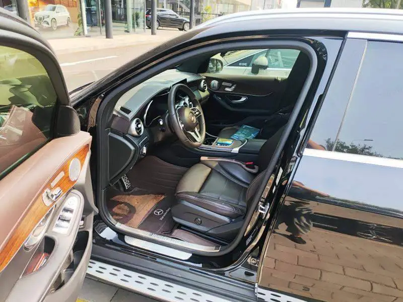 Mercedes-Benz GLC 2020 GLC 300 L 4MATIC Luxury — 8
