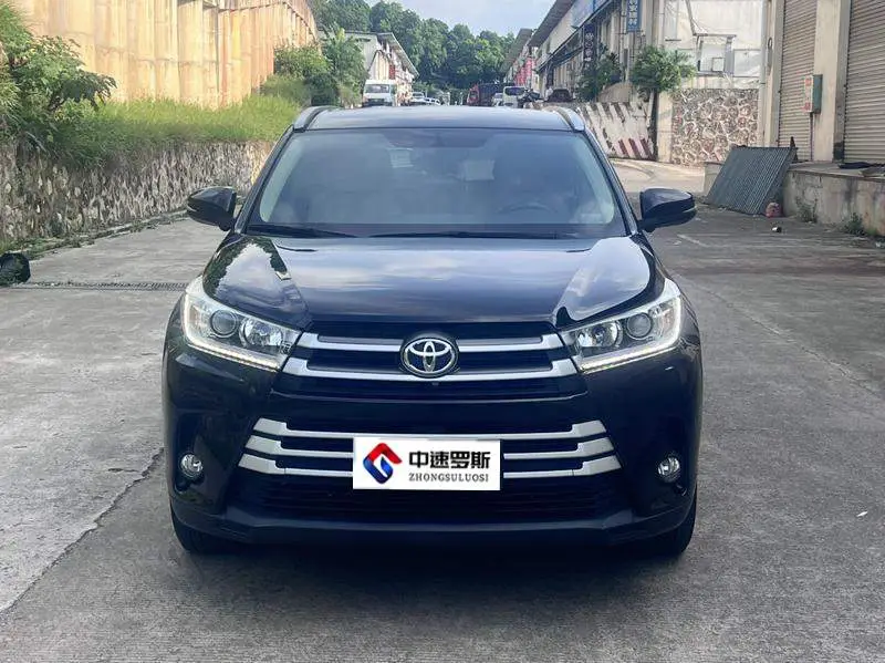 Highlander 2018 2.0T 4WD Elite Edition 7 Seater National VI — 2