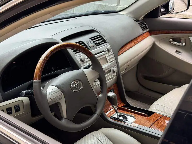 Camry 2007 240V Supreme Edition — 13