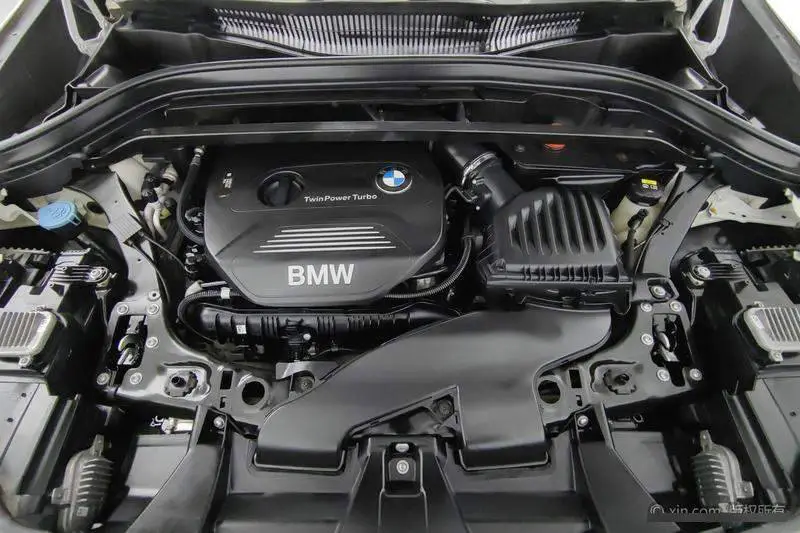 BMW X1 2018 xDrive20Li Premium Edition — 5