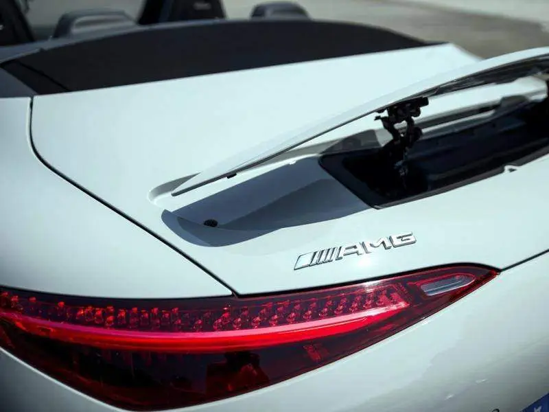 Mercedes-Benz SL-Class AMG 2024 AMG SL 63 4MATIC+ — 4