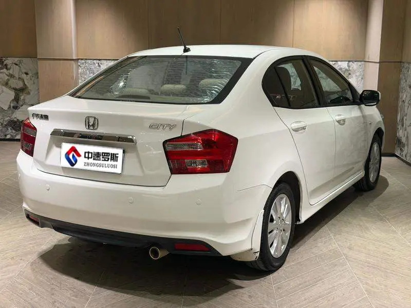 Classic 2014 Fashion 1.5L Automatic Elite Edition — 6