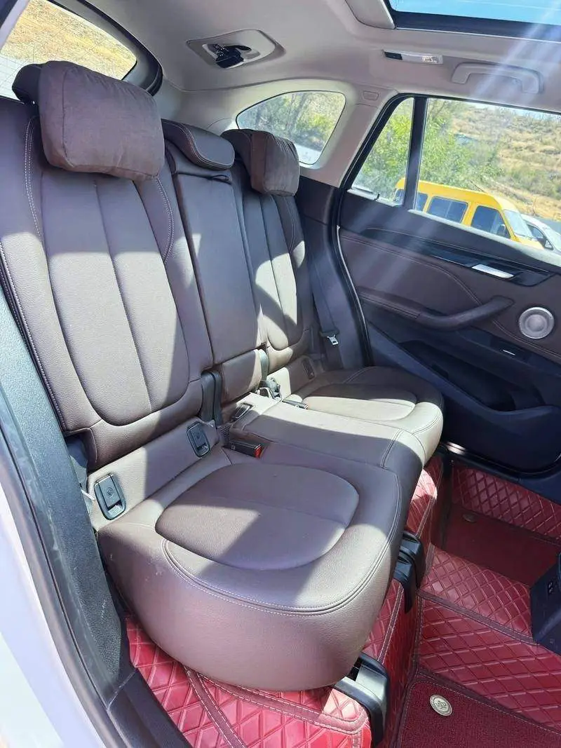 BMW X1 2021 sDrive20Li Fashion Edition — 17