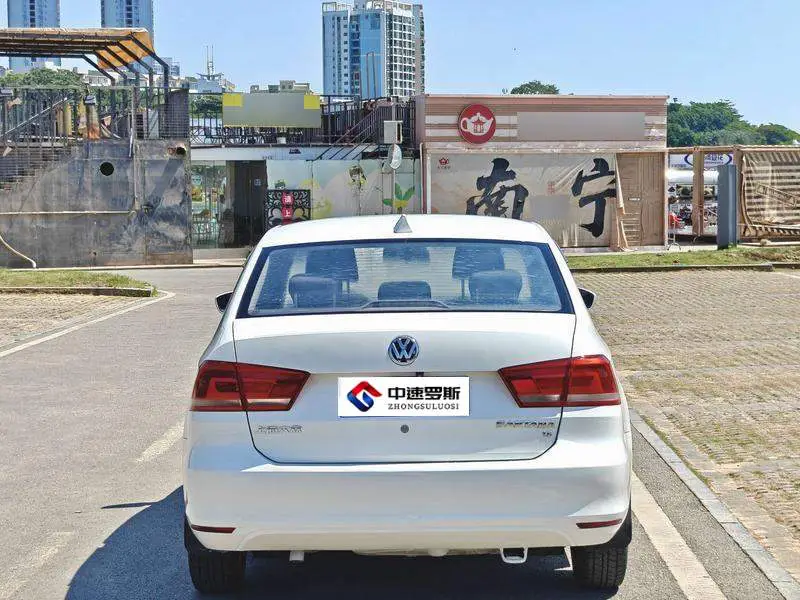 Santana 2015 1.6L Automatic Fashion Edition — 5