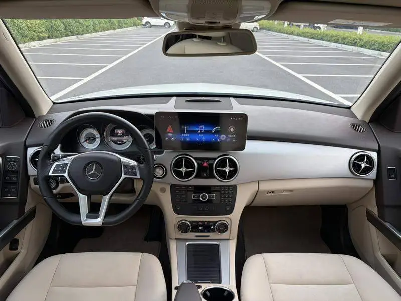 Mercedes-Benz GLK-Class 2015 GLK 300 4MATIC Fashion Ultimate Edition — 13